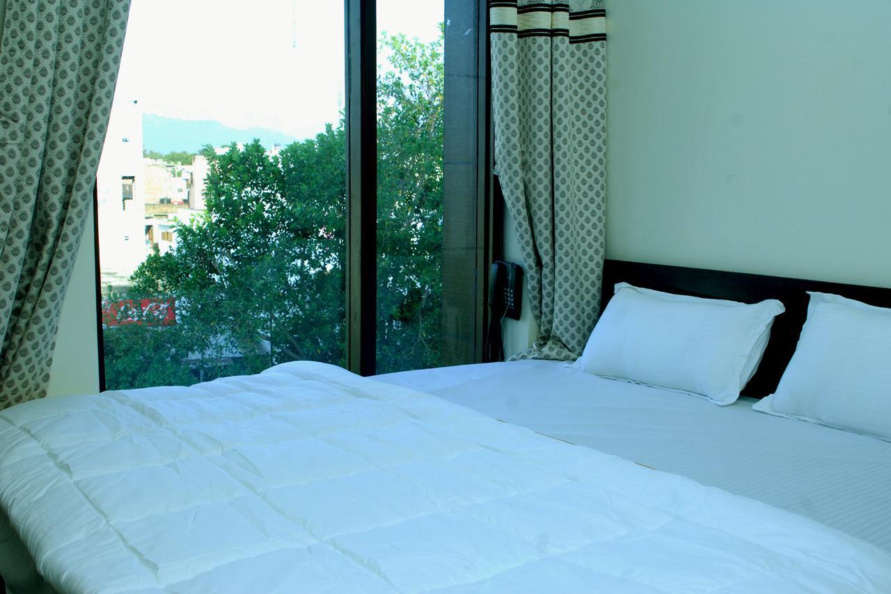 Hotel Temple View Inn Anandpur Sahib ภายนอก รูปภาพ